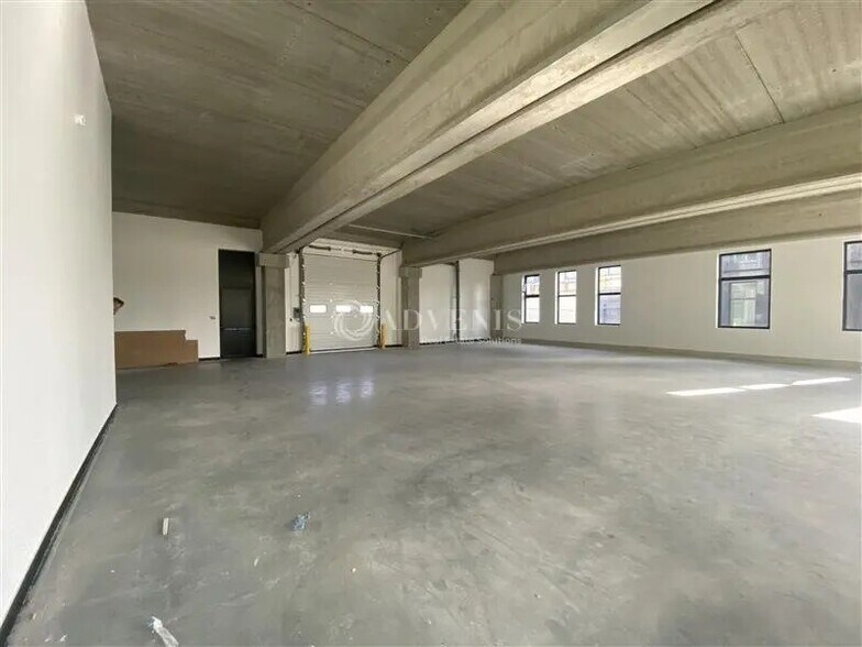 Bureau dans Nanterre à louer - Photo de l’immeuble – Image 3 sur 12
