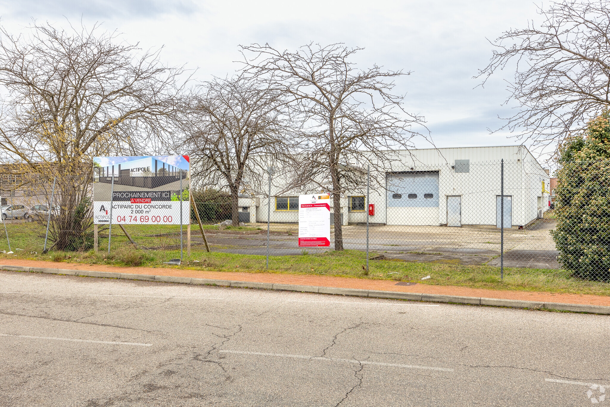 7 Allée Général Benoist, Bron à vendre Photo principale– Image 1 sur 11