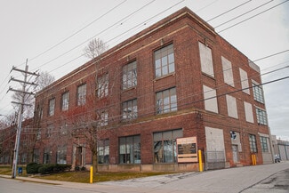 Plus de détails pour 13000 Athens Ave, Lakewood, OH - Différents types d’espaces à louer