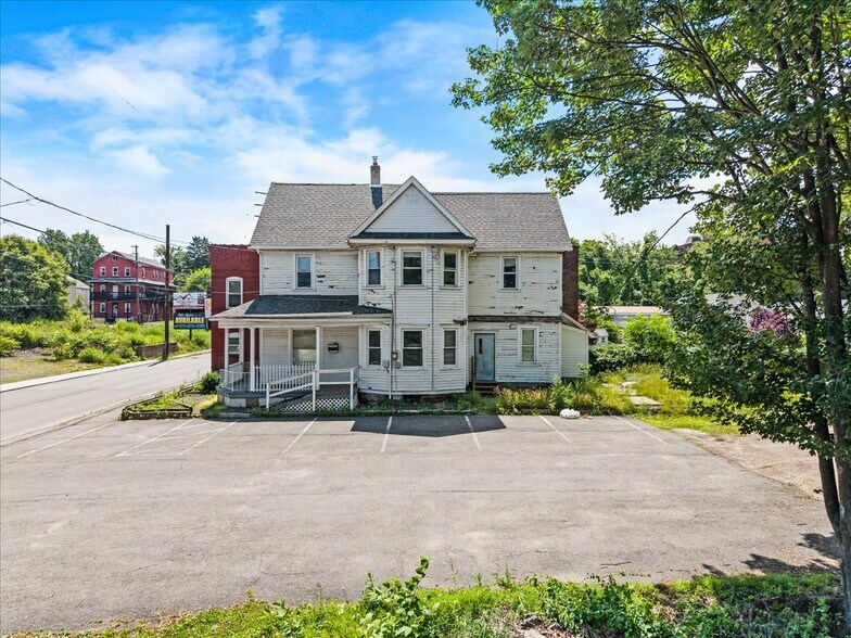8 W Olive St, Scranton, PA à vendre - Photo de l’immeuble – Image 3 sur 27