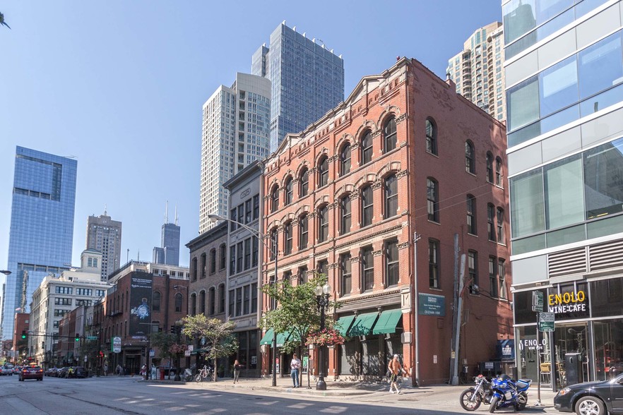 432 N Clark St, Chicago, IL à louer - Photo principale – Image 1 sur 3