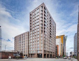 Plus de détails pour 14 Rochdale Road, Manchester - Local commercial à louer