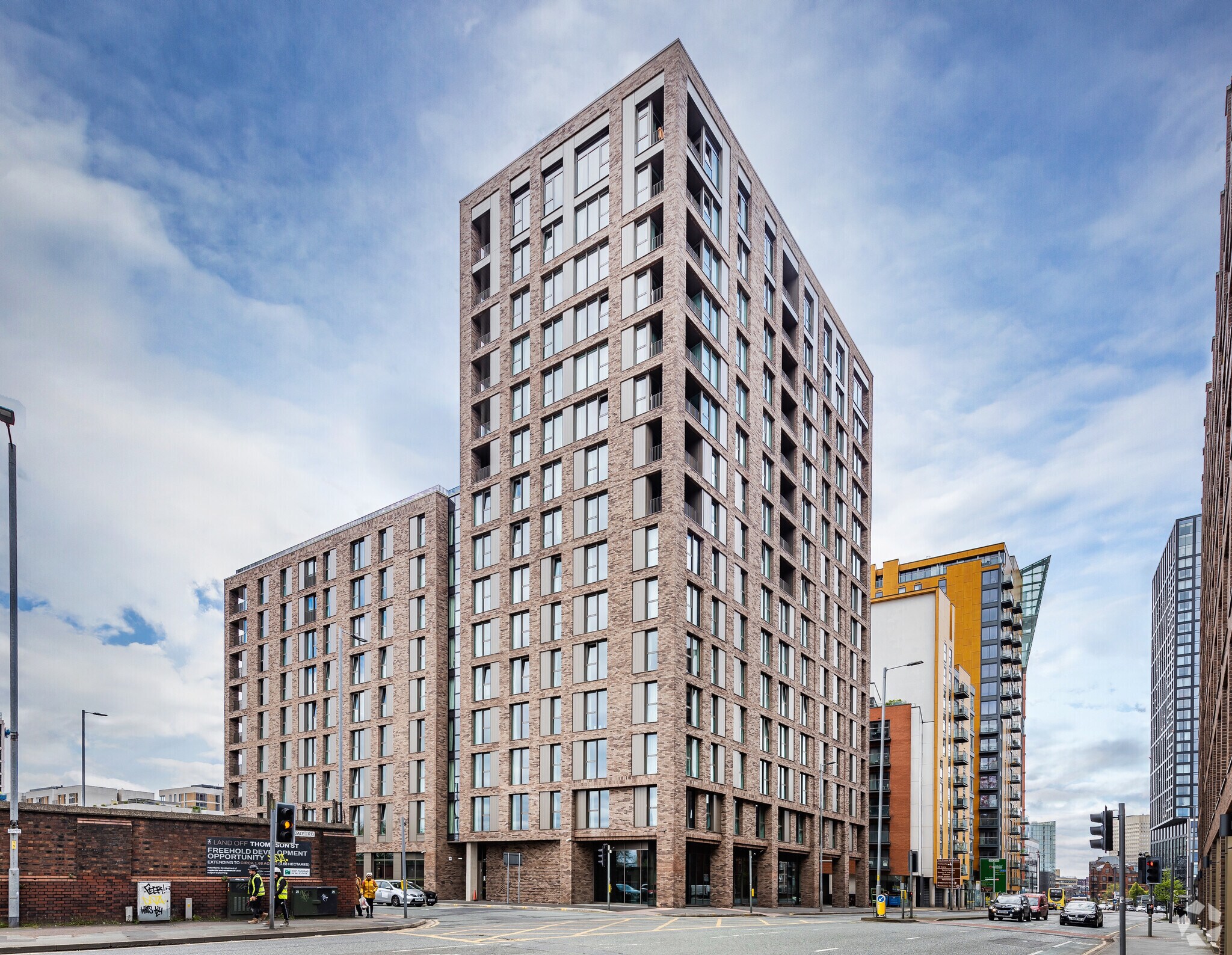 14 Rochdale Road, Manchester à louer Photo de l’immeuble– Image 1 sur 15