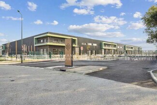 Plus de détails pour 260 Rue De La Roche Taillée, Graveson - Local d'activités à louer