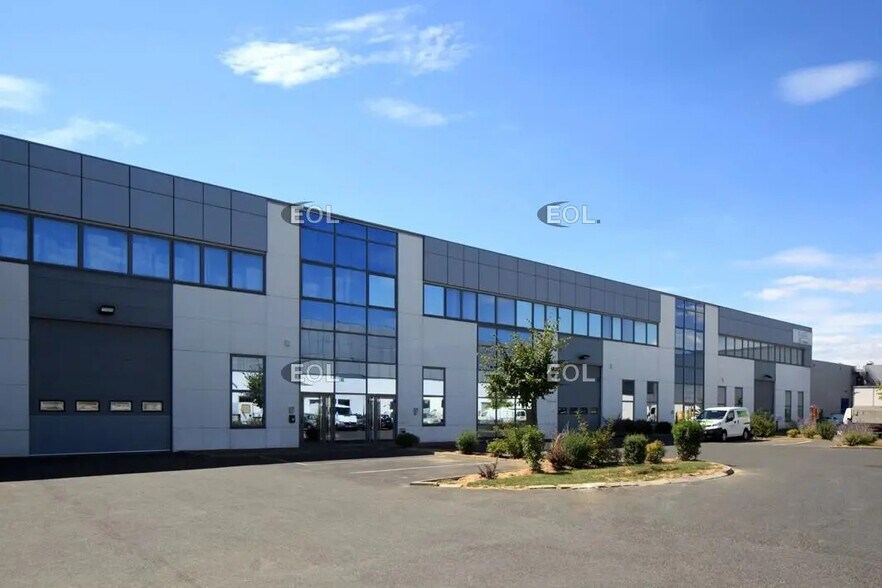 dans Gennevilliers à vendre - Photo de l’immeuble – Image 1 sur 1