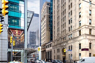Plus de détails pour 302 Bay St, Toronto, ON - Coworking à louer