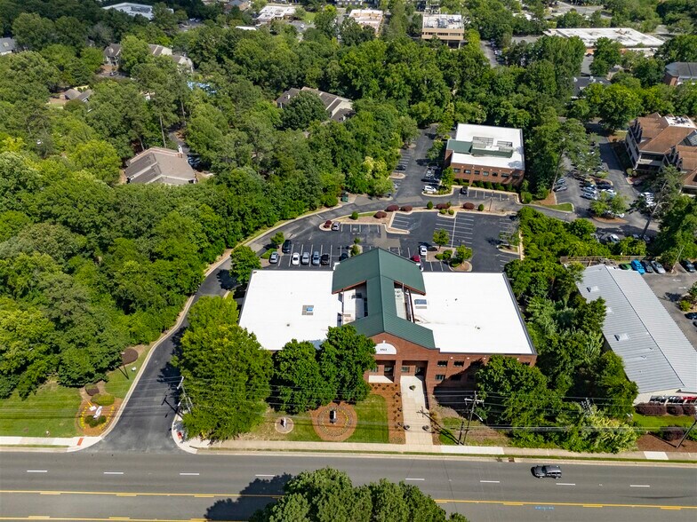 Franklin Park portefeuille de 2 biens à vendre sur LoopNet.fr - Aérien – Image 3 sur 18