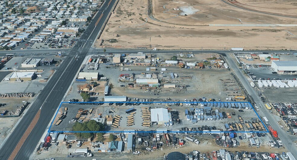 3112 N Nellis Blvd, Las Vegas, NV à vendre - Photo de l’immeuble – Image 3 sur 3