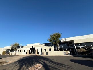 Plus de détails pour 7750 E Gelding Dr, Scottsdale, AZ - Industriel/Logistique à vendre
