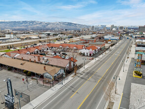 1752 E 4th St, Reno, NV - VUE AÉRIENNE  vue de carte - Image1