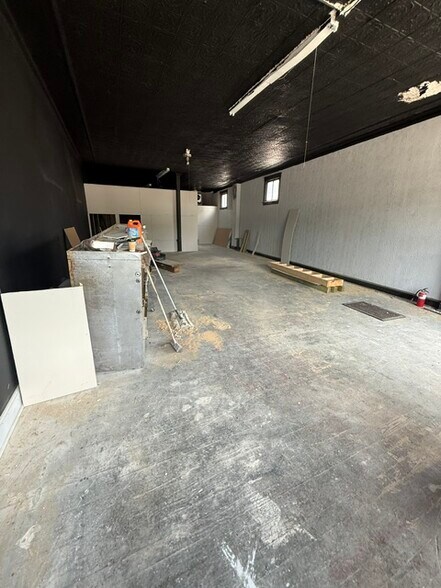 430-436 W Commercial St, Springfield, MO à louer - Photo de l’immeuble – Image 3 sur 17