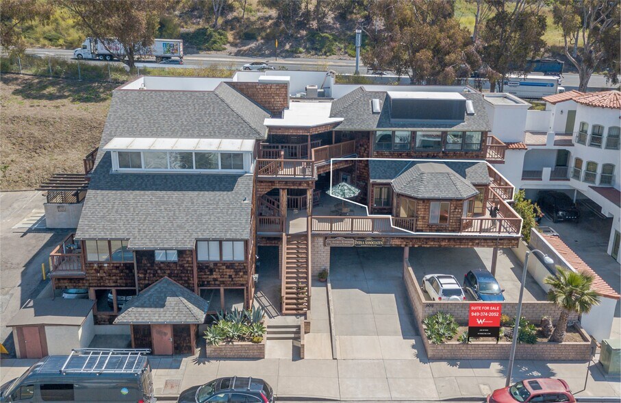 105 Avenida De La Estrella, San Clemente, CA à vendre - Photo de l’immeuble – Image 1 sur 5