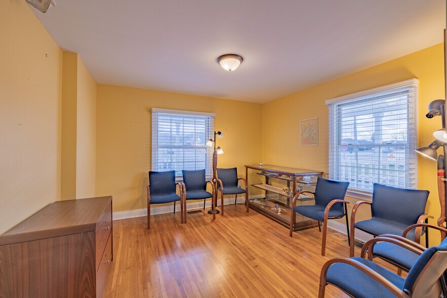 1941 Euclid Ave, Bristol, VA à vendre - Photo de l’immeuble – Image 3 sur 35