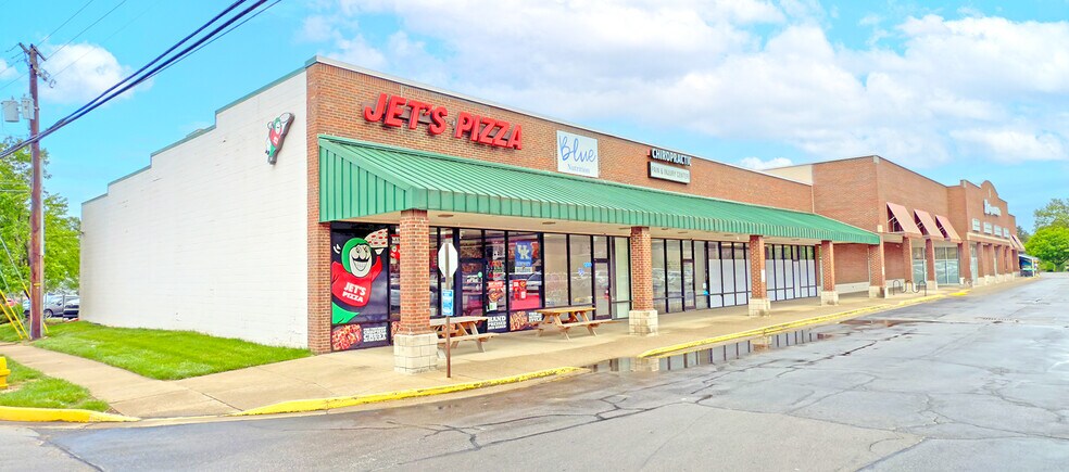 1030 S Broadway, Lexington, KY à louer - Photo de l’immeuble – Image 3 sur 5