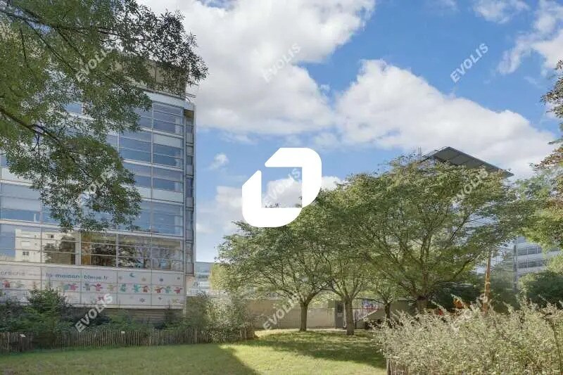 140 Avenue Jean Lolive, Pantin à louer - Photo de l’immeuble – Image 3 sur 26