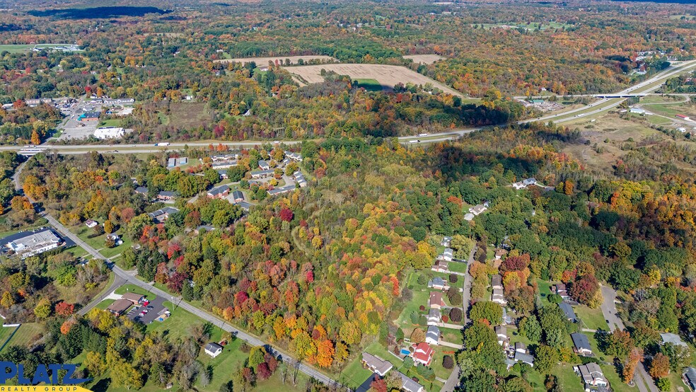 Logangate Road, Youngstown, OH à vendre - Photo principale – Image 1 sur 4
