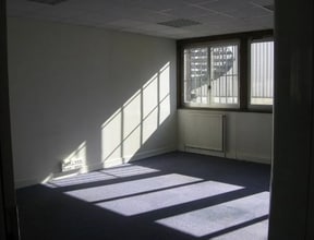 16 Rue Des Oliviers, Thiais à louer Photo intérieure– Image 2 sur 3