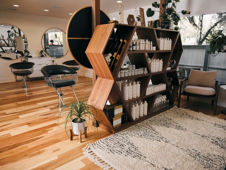 1144 Sonoma Ave, Santa Rosa, CA à louer - Photo de l’immeuble – Image 1 sur 6