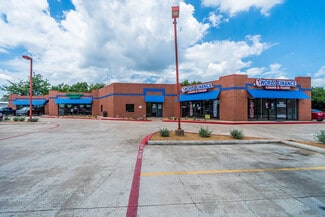 Plus de détails pour 405 N McDonald St, McKinney, TX - Local commercial à louer