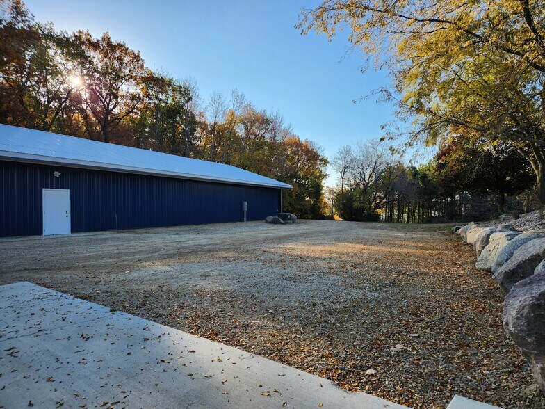 4396 220th St E, Prior Lake, MN à louer - Photo de l’immeuble – Image 2 sur 10