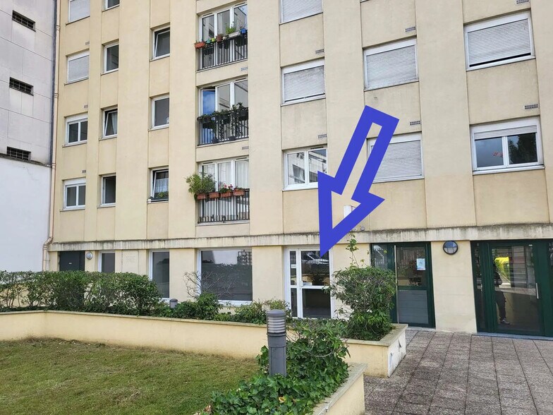 Bureau dans Paris à louer - Photo de l’immeuble – Image 1 sur 7