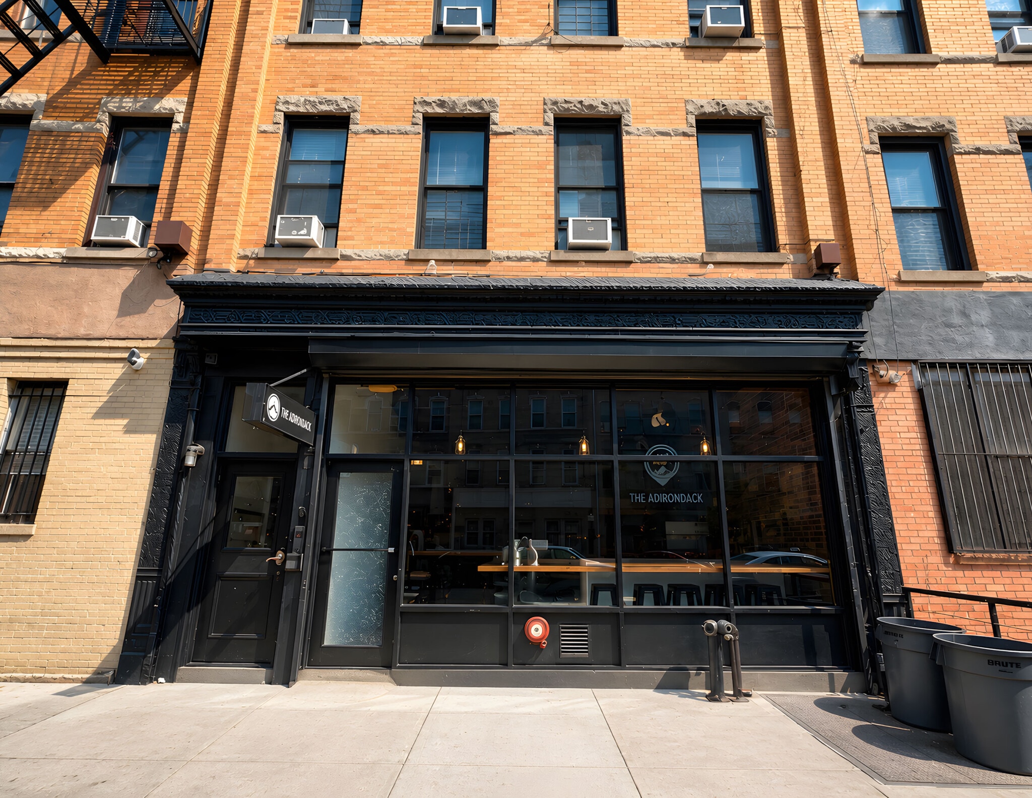 631 Wilson Ave, Brooklyn, NY à louer Photo intérieure– Image 1 sur 5