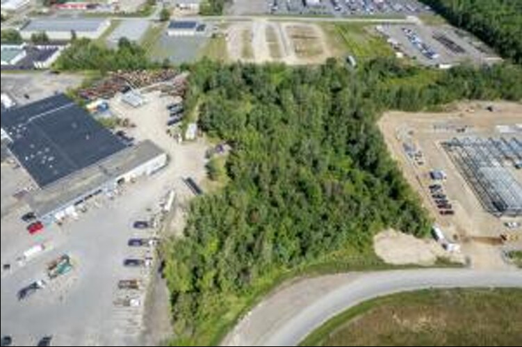 Lot 3 Contractor Dr, Hermon, ME à vendre Photo principale– Image 1 sur 2