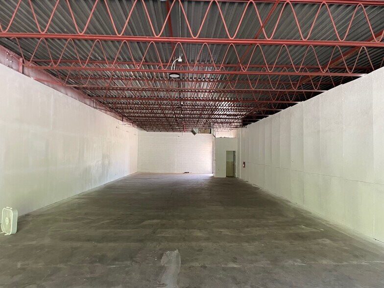 5851-5885 Wolf Creek Pike, Dayton, OH à louer - Photo intérieure – Image 3 sur 4