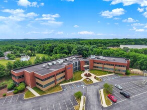 8040 Carlson Rd, Harrisburg, PA - Vue aérienne vue de carte - Image1