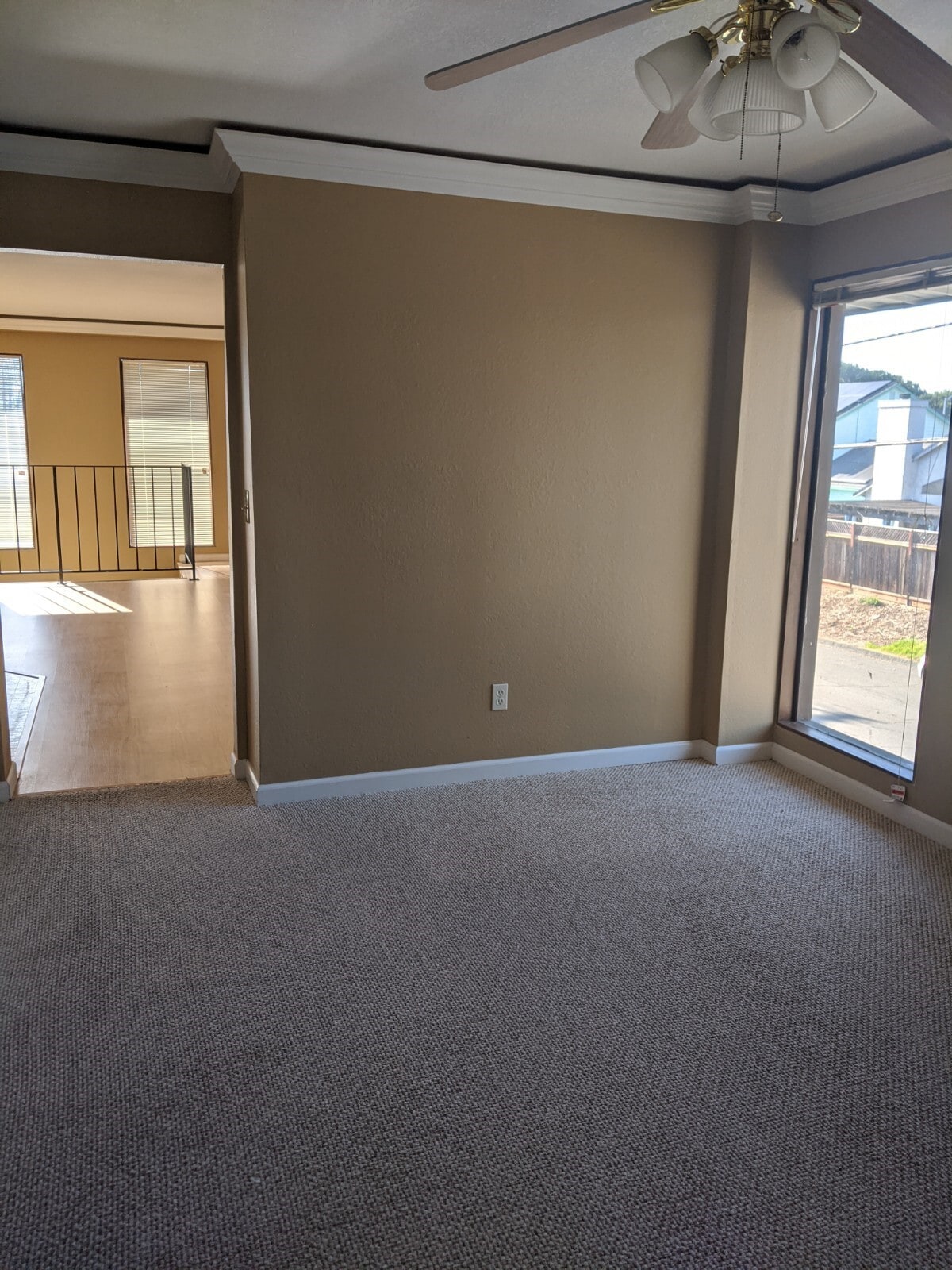 108-124 Medburn St, Concord, CA à louer Photo intérieure– Image 1 sur 2