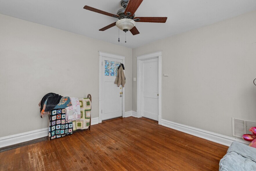 2112 Geyer Ave, Saint Louis, MO à vendre - Photo de l’immeuble – Image 3 sur 12