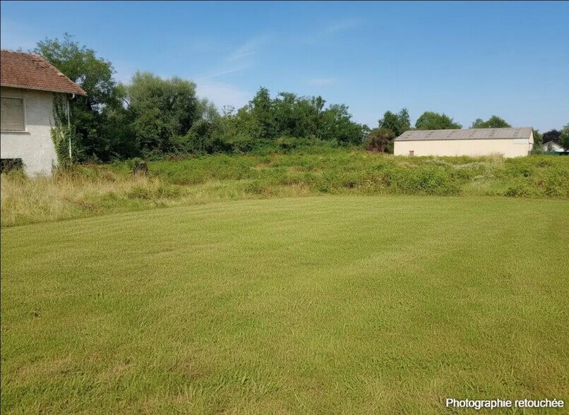 Industriel/Logistique dans Lescar à vendre - Photo de l’immeuble – Image 1 sur 3