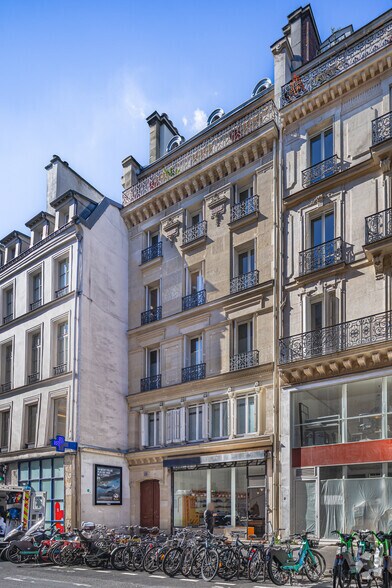 Bureau dans Paris à louer - Photo de l’immeuble – Image 2 sur 3