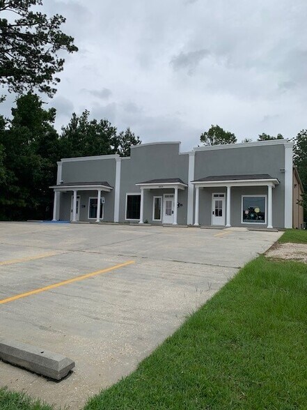 2011 Florida Ave SW, Denham Springs, LA à vendre - Photo de l’immeuble – Image 2 sur 5