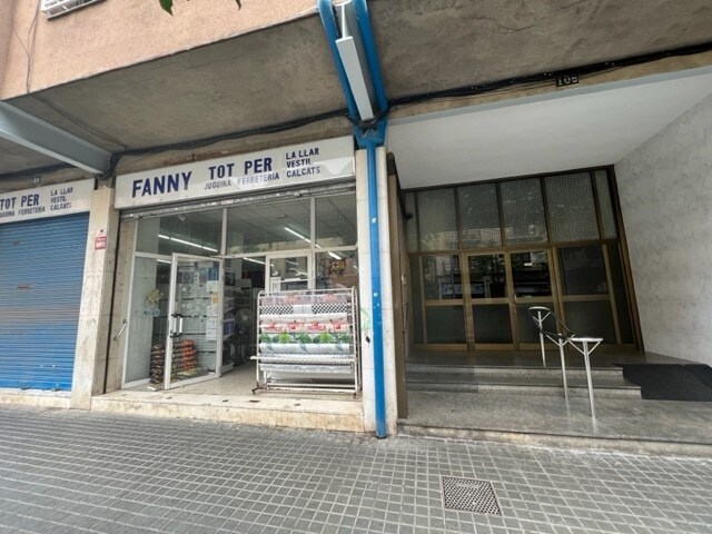 Immeuble residentiel dans Mataró, Barcelona à vendre - Photo de l’immeuble – Image 2 sur 3