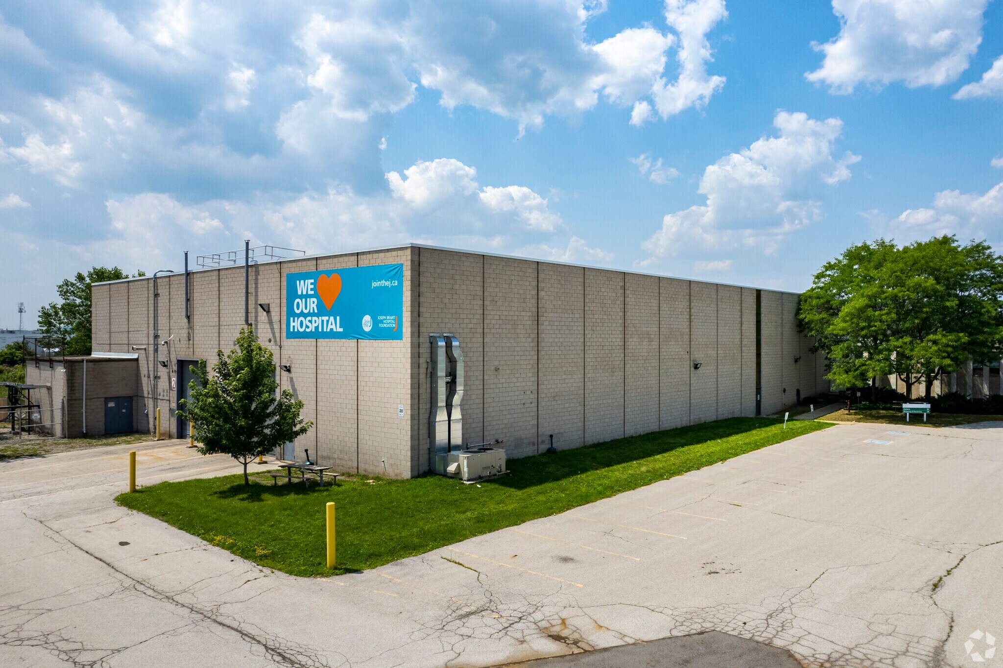 750 Appleby Line, Burlington, ON à louer Photo principale– Image 1 sur 7