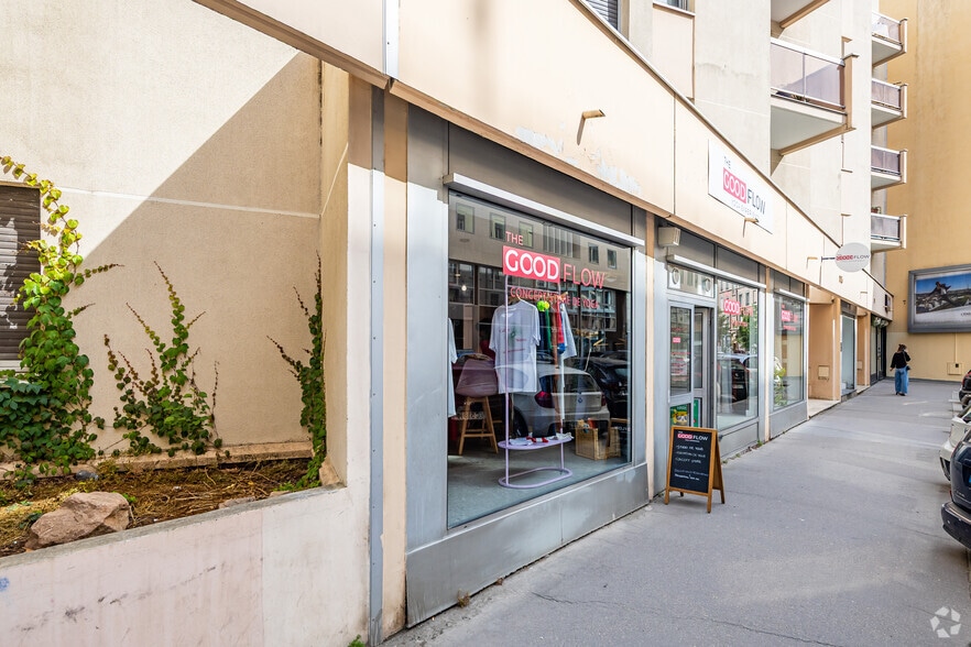 Immeuble residentiel dans Lyon à vendre - Photo de l’immeuble – Image 3 sur 4
