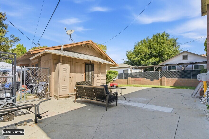 6520 Pickering Ave, Whittier, CA à vendre - Photo de l’immeuble – Image 3 sur 18