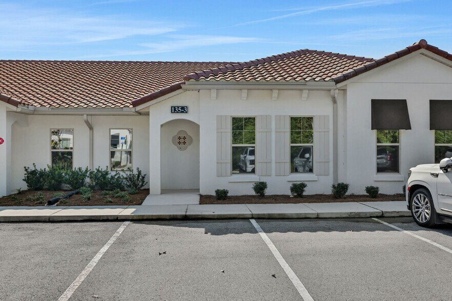 135 Land Grant St, Saint Augustine, FL à louer - Photo de l’immeuble – Image 2 sur 30