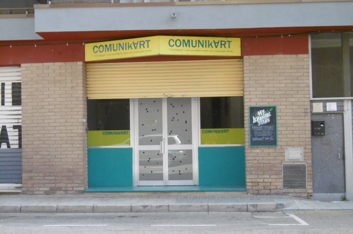 Local commercial dans Tortosa, Tarragona à louer Photo de l’immeuble– Image 1 sur 7