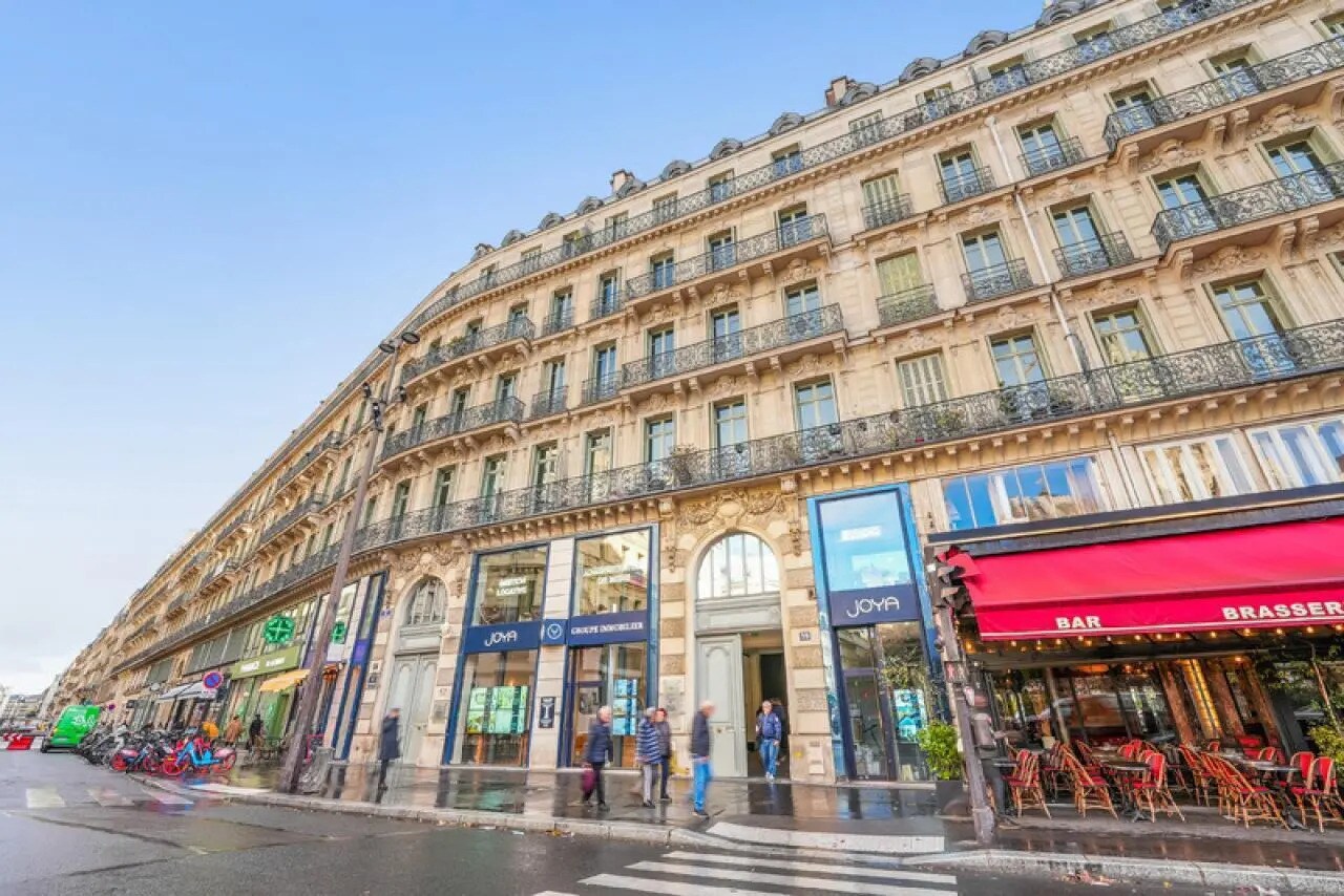Bureau dans Paris à louer Photo de l’immeuble– Image 1 sur 16