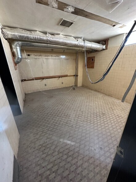 460 W State St, El Centro, CA à vendre - Photo intérieure – Image 3 sur 10