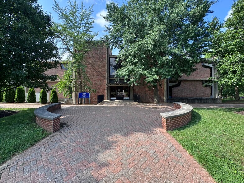 455 E Lockwood Ave, Saint Louis, MO à vendre - Photo de l’immeuble – Image 3 sur 3