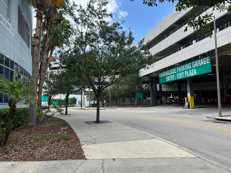 375-3 S 12th St, Tampa, FL à vendre - Photo de l’immeuble – Image 3 sur 14