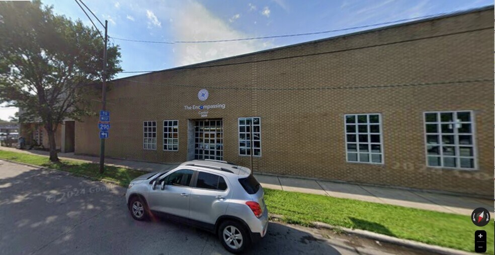 3021 W Harrison St, Chicago, IL à louer - Photo de l’immeuble – Image 1 sur 9