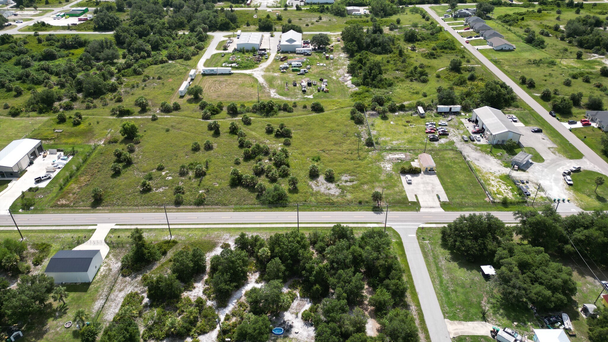 2441-2449 Broadpoint Dr, Punta Gorda, FL à vendre Photo de l’immeuble– Image 1 sur 6