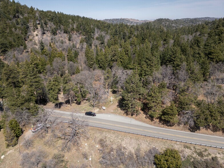 26689 California 18, Rimforest, CA à vendre - Aérien – Image 2 sur 15