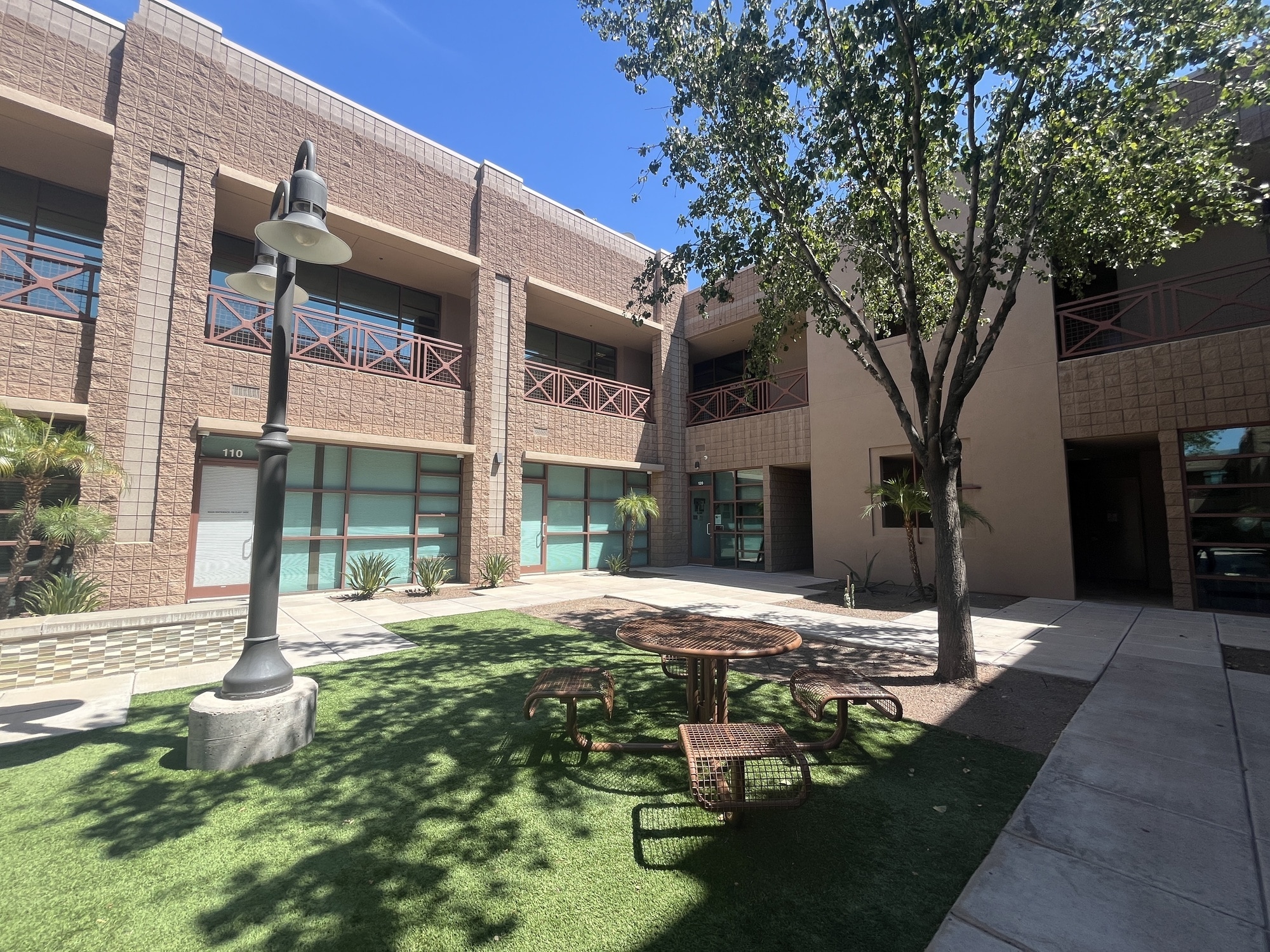 8350 E Raintree Dr, Scottsdale, AZ à louer Photo intérieure– Image 1 sur 11