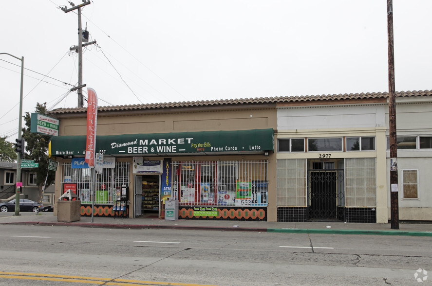 2979 MacArthur Blvd, Oakland, CA à vendre - Photo de l’immeuble – Image 2 sur 2