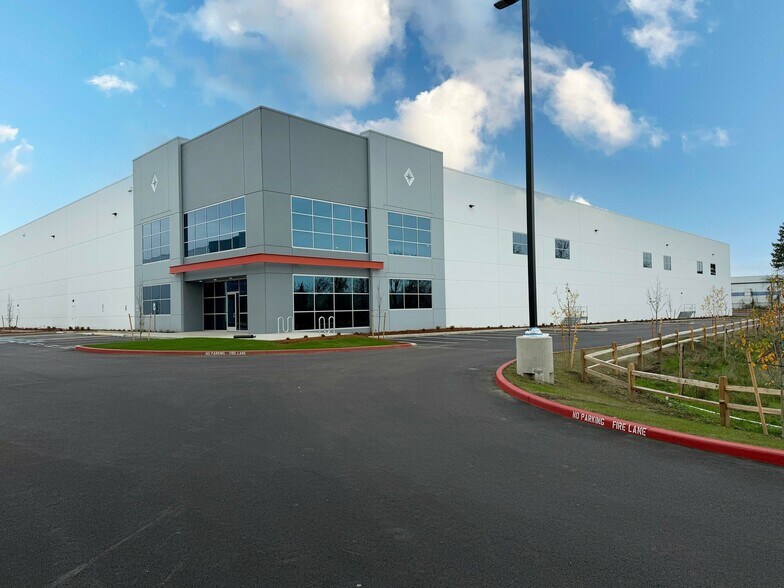 SW Myslony Rd, Tualatin, OR à louer - Photo de l’immeuble – Image 3 sur 17